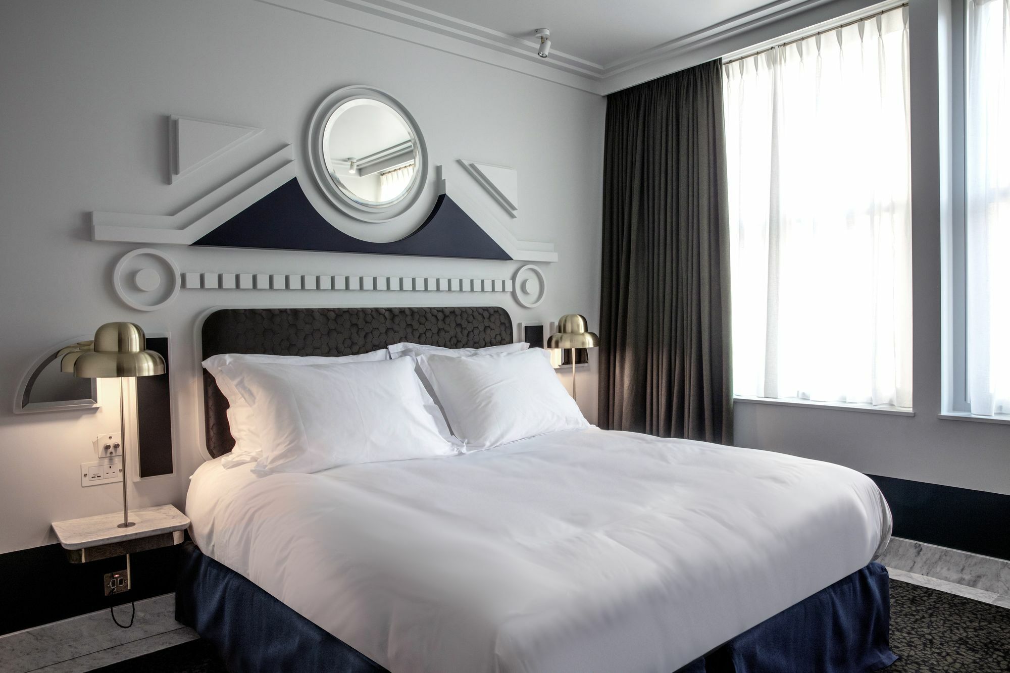 Henrietta Experimental Hotel London Exterior photo